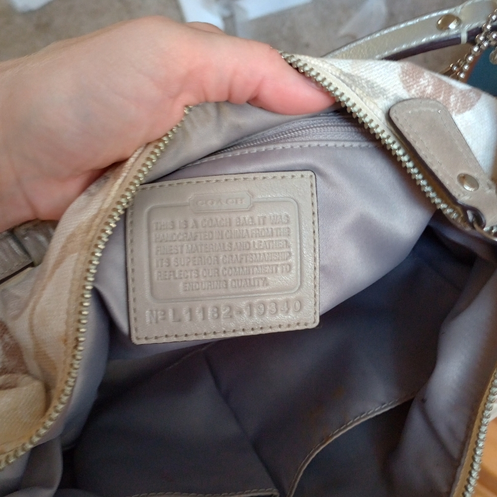 Coach Purse - Picture 7 of 7
